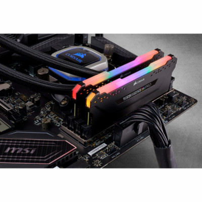 Модуль пам'яті для комп'ютера DDR4 16GB (2x8GB) 3600 MHz Vengeance RGB PRO Corsair (CMW16GX4M2Z3600C18)