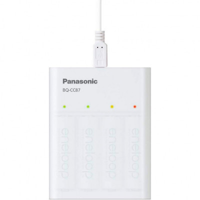 Зарядний пристрій для акумуляторів Panasonic USB in/out з функцією Power Bank (BQ-CC87USB)