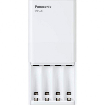 Зарядний пристрій для акумуляторів Panasonic USB in/out з функцією Power Bank (BQ-CC87USB)