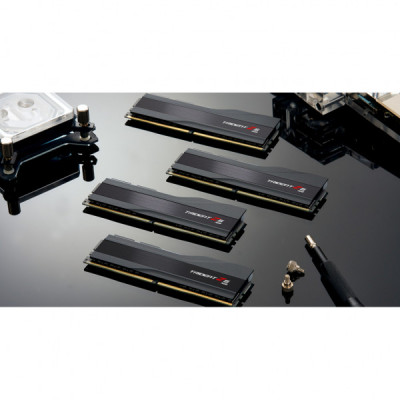 Модуль пам'яті для комп'ютера DDR5 48GB (2x24GB) 6400 MHz Trident Z5 RGB Black G.Skill (F5-6400J3648G24GX2-TZ5RK)