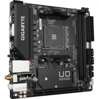 Материнська плата GIGABYTE A520I AC