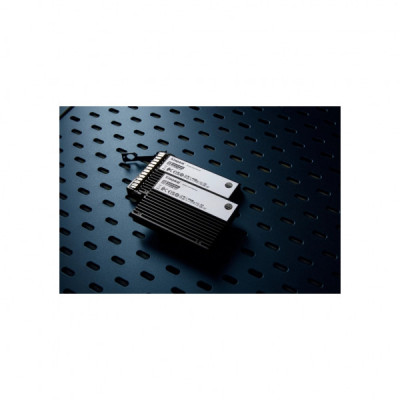 Накопичувач SSD U.2 2.5" 3.84TB Kingston (SEDC3000ME/3T8)