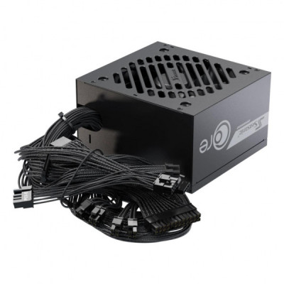Блок живлення Seasonic 750W (CORE GC-750 ATX31) Блок живлення Seasonic 750W (CORE GC-750 ATX31)