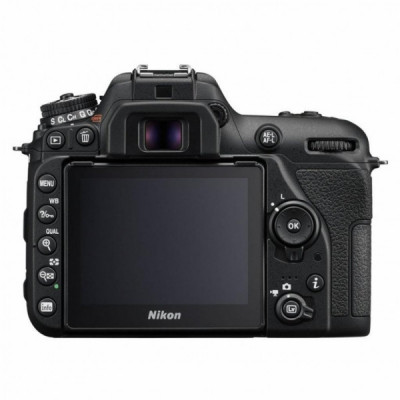 Цифровий фотоапарат Nikon D7500 body (VBA510AE)