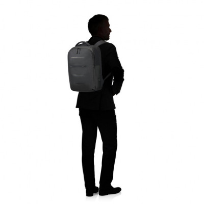 Рюкзак для ноутбука American Tourister 15.6" Urban Groove UG11 tech backpack, Black, 23л (24G*09043) Рюкзак для ноутбука American Tourister 15.6" Urban Groove UG11 tech backpack, Black, 23л (24G*09043)